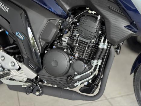 YAMAHA FZ 25 250 Fazer Flex , Foto 5