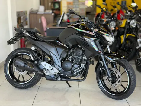 YAMAHA FZ 25 250 Fazer Flex , Foto 1