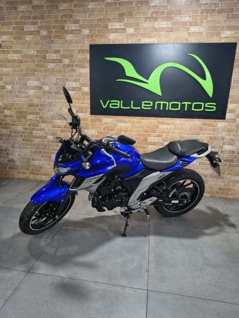 YAMAHA FZ 25 250 Fazer Flex , Foto 3