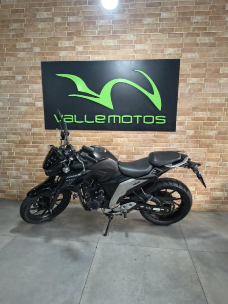 YAMAHA FZ 25 250 Fazer Flex , Foto 5