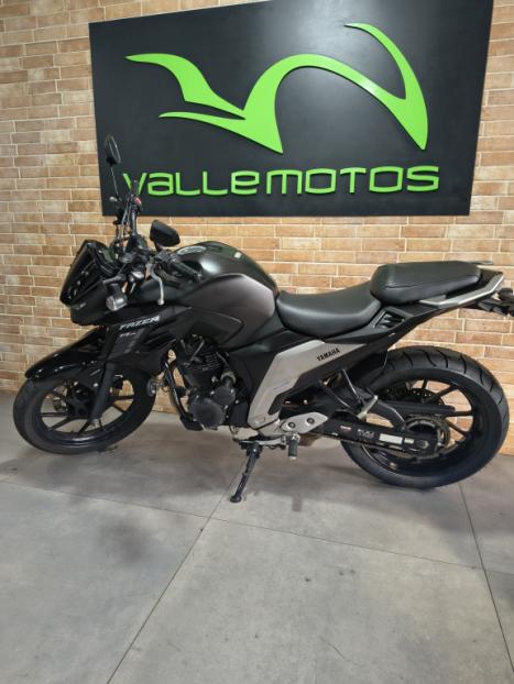 YAMAHA FZ 25 250 Fazer Flex , Foto 7