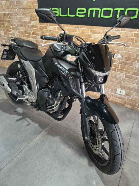 YAMAHA FZ 25 250 Fazer Flex , Foto 10