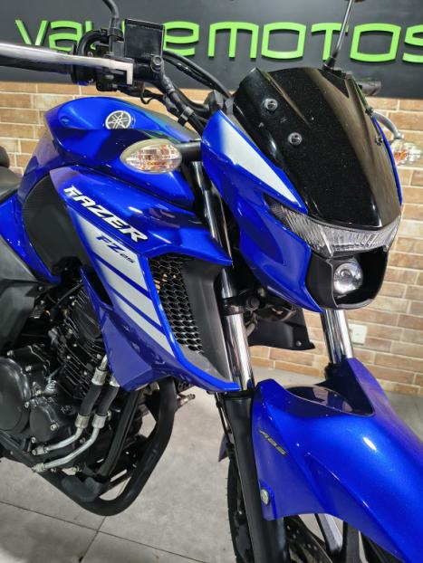 YAMAHA FZ 25 250 Fazer Flex , Foto 2