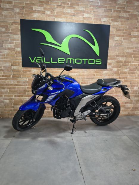 YAMAHA FZ 25 250 Fazer Flex , Foto 3