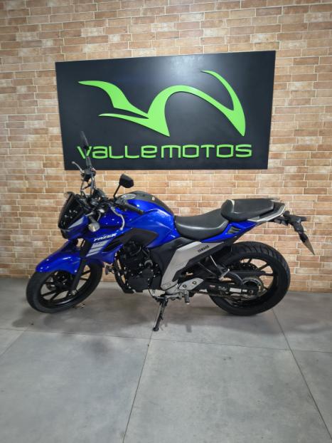 YAMAHA FZ 25 250 Fazer Flex , Foto 4