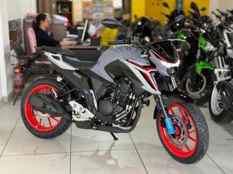 YAMAHA FZ 25 250 Fazer Flex , Foto 1