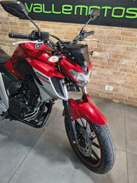 YAMAHA FZ 25 250 Fazer Flex , Foto 4