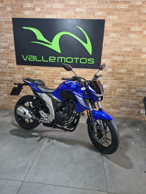 YAMAHA FZ 25 250 Fazer Flex , Foto 4