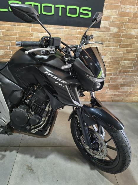 YAMAHA FZ 25 250 Fazer Flex , Foto 8
