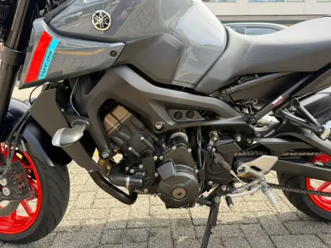 YAMAHA MT-09 850 ABS, Foto 8