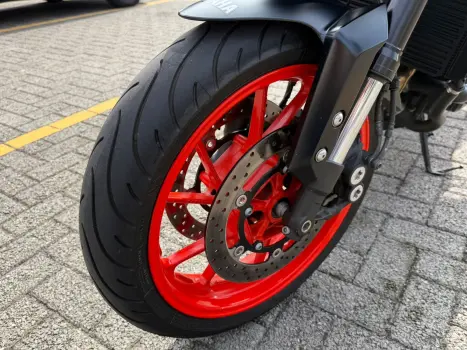 YAMAHA MT-09 850 ABS, Foto 12
