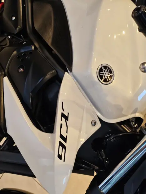 YAMAHA XJ6 600 N, Foto 10