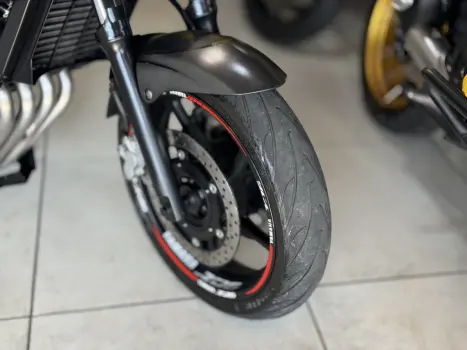 YAMAHA XJ6 600 N, Foto 3