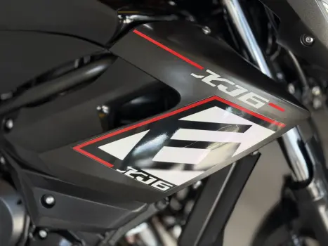 YAMAHA XJ6 600 N, Foto 4