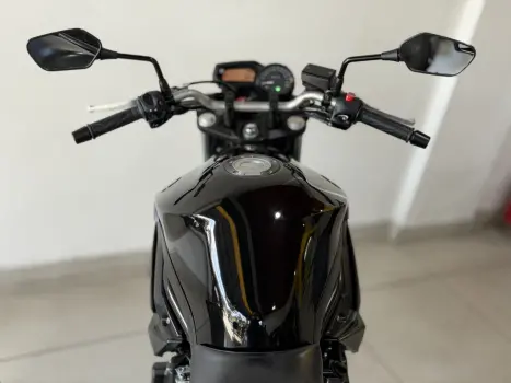 YAMAHA XJ6 600 N, Foto 12