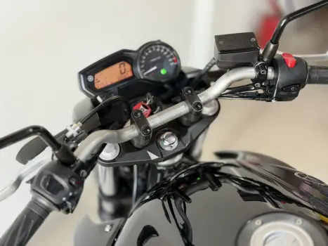 YAMAHA XJ6 600 N, Foto 13