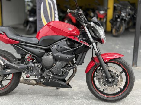 YAMAHA XJ6 600 N, Foto 4