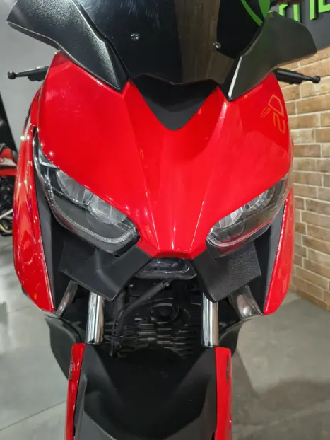 YAMAHA Xmax 250 , Foto 3