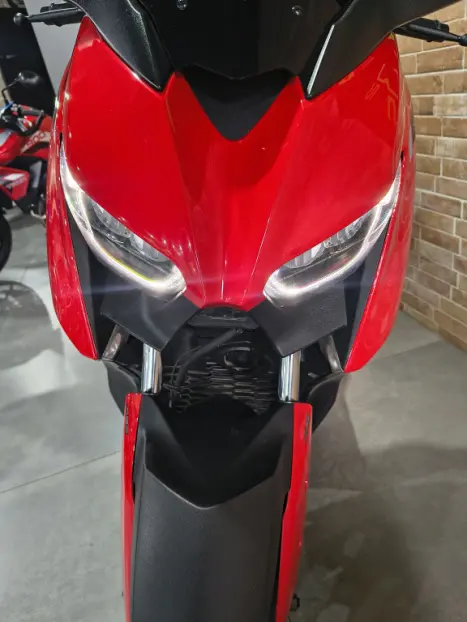 YAMAHA Xmax 250 , Foto 11