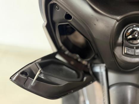 YAMAHA Xmax 250 , Foto 8