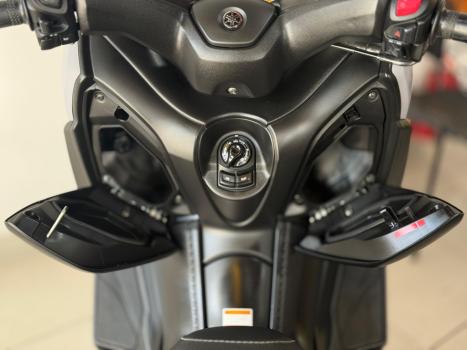 YAMAHA XMax 250 , Foto 13