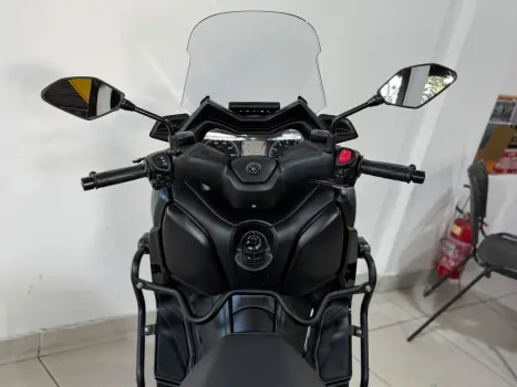 YAMAHA XMax 250 , Foto 10