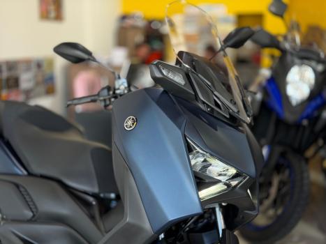 YAMAHA XMax 250 , Foto 2