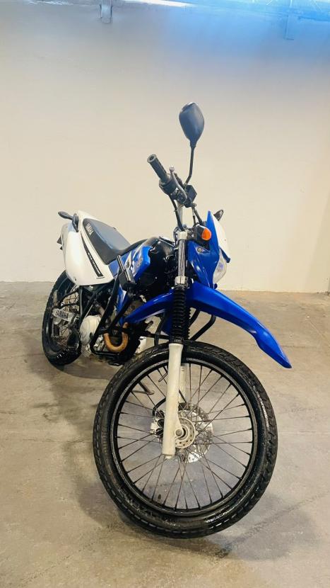 YAMAHA XTZ 125 E, Foto 3