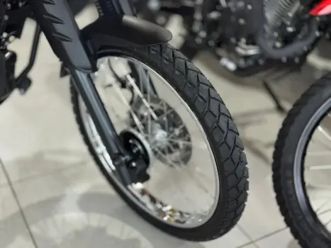 YAMAHA XTZ 250 LANDER, Foto 5
