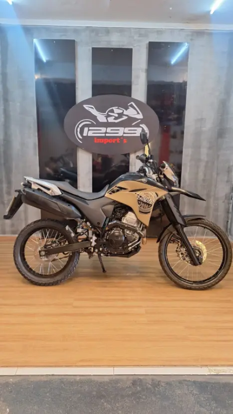 YAMAHA XTZ 250 LANDER, Foto 3