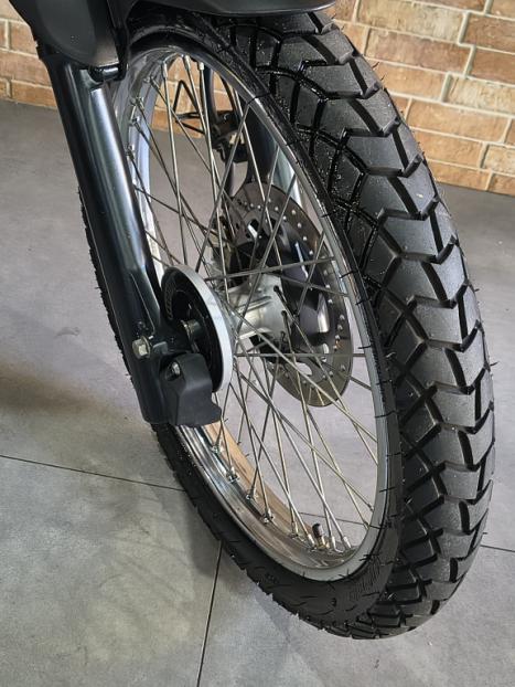 YAMAHA XTZ 250 LANDER, Foto 5