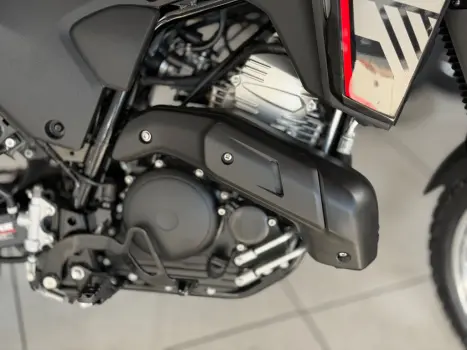 YAMAHA XTZ 250 LANDER, Foto 5