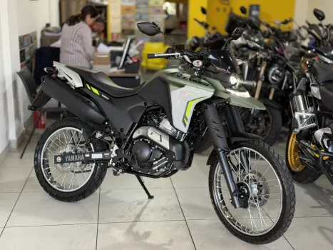 YAMAHA XTZ 250 LANDER, Foto 1