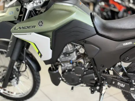 YAMAHA XTZ 250 LANDER, Foto 11