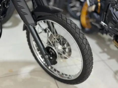 YAMAHA XTZ 250 LANDER, Foto 4
