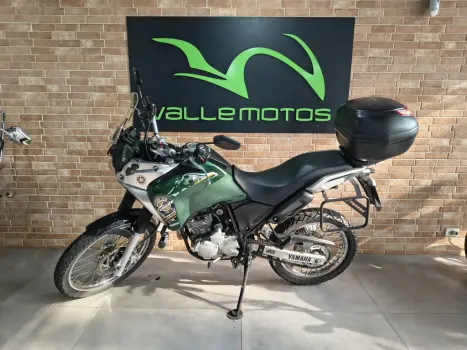 YAMAHA XTZ 250 TENER, Foto 2