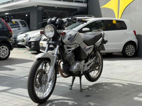 YAMAHA YBR 125 ED, Foto 1