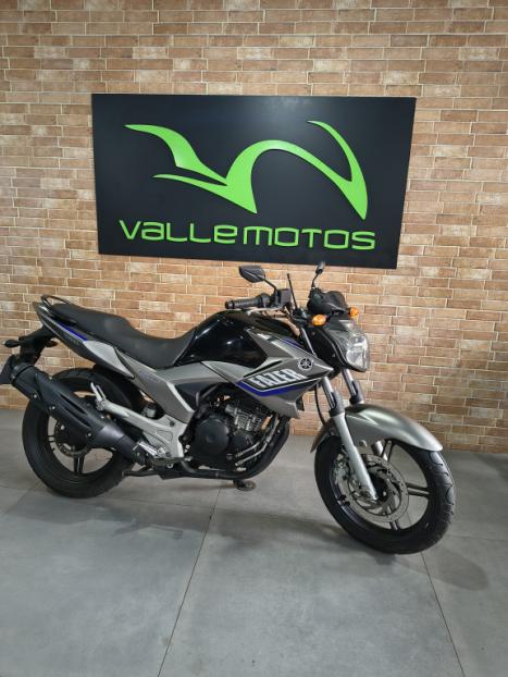 YAMAHA YS Fazer 250 , Foto 3