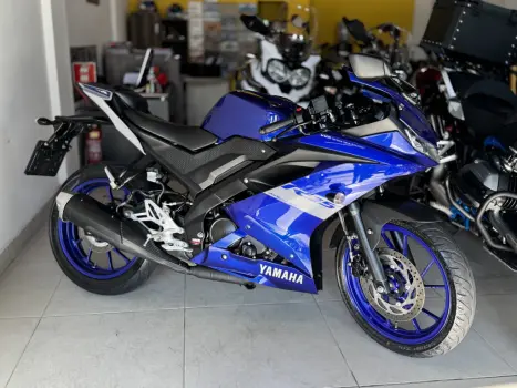 YAMAHA YZF R15 150 ABS, Foto 1