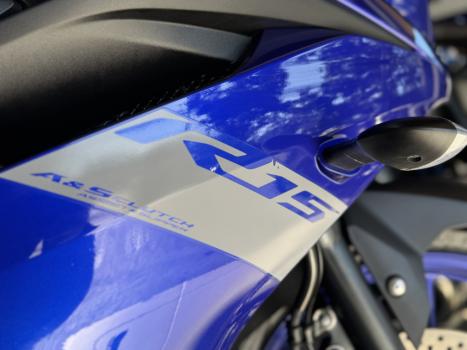 YAMAHA YZF R15 150 ABS, Foto 4