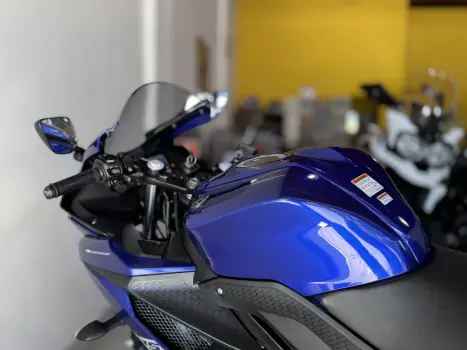 YAMAHA YZF R15 150 ABS, Foto 10