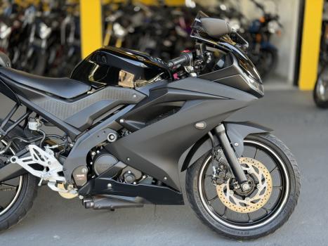 YAMAHA YZF R15 150 ABS, Foto 4