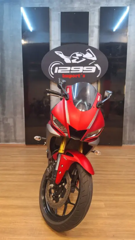 YAMAHA YZF R3 320 ABS, Foto 6 YAMAHA YZF R3 320 ABS, Foto 6