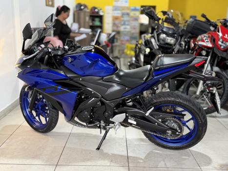 YAMAHA YZF R3 320 ABS, Foto 8