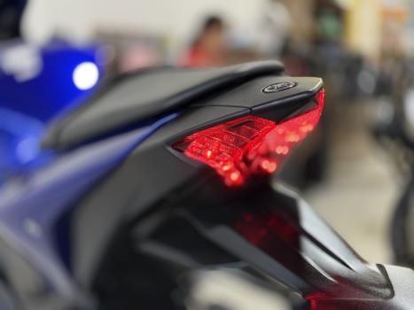 YAMAHA YZF R3 320 ABS, Foto 10