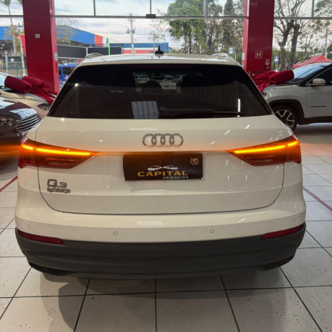 AUDI Q3 1.4 4P TFSI FLEX PRESTIGE PLUS S-TRONIC AUTOMTICO, Foto 3