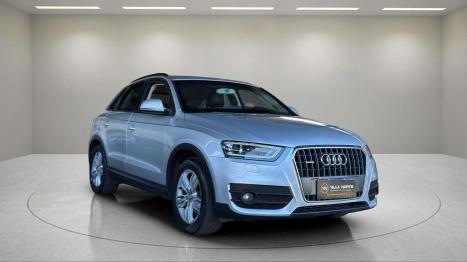 AUDI Q3 2.0 4P TFSI AMBIENTE QUATTRO S-TRONIC AUTOMTICO, Foto 3