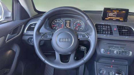 AUDI Q3 2.0 4P TFSI AMBIENTE QUATTRO S-TRONIC AUTOMTICO, Foto 9