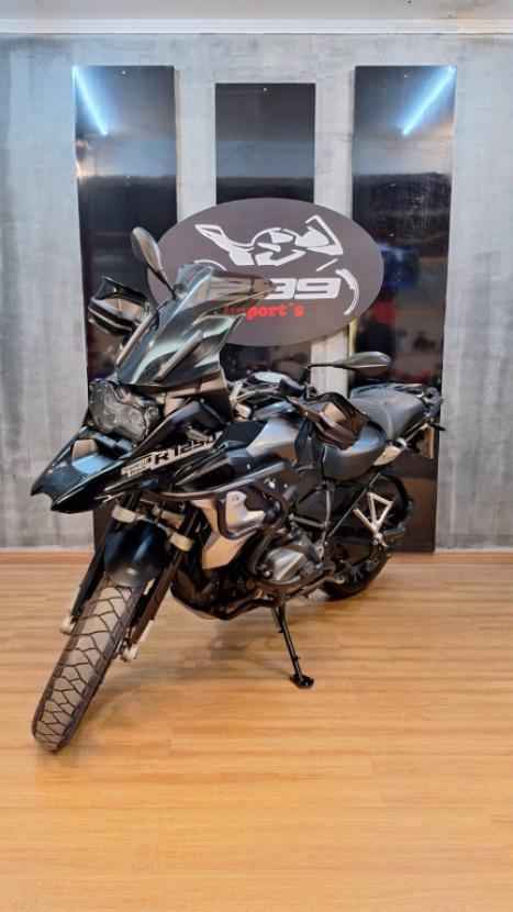 BMW R 1250 GS TRIPLE BLACK, Foto 2