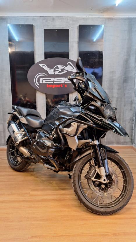 BMW R 1250 GS TRIPLE BLACK, Foto 4